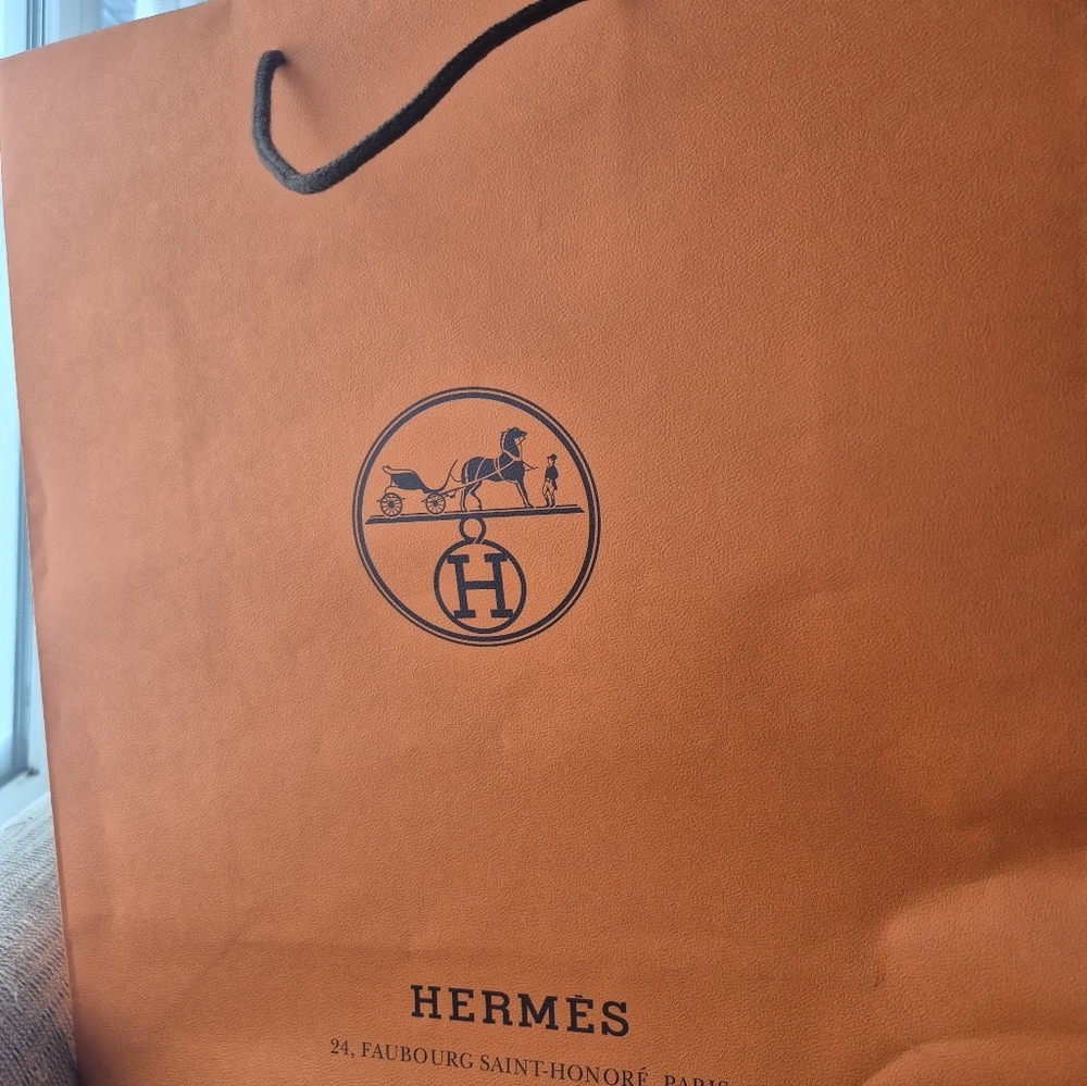 Hermes Shopping Vag 12x12 . 2 Available - Picture 4 of 4